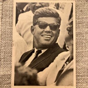 1964 Topps JFK card No. 70